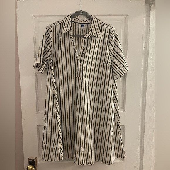 Old Navy Dresses & Skirts - OLD NAVY dress